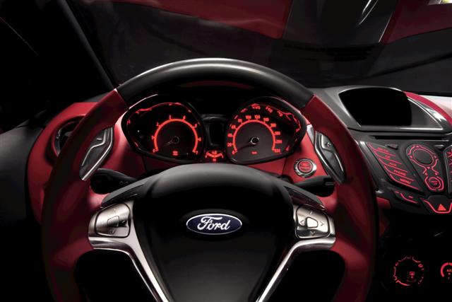Ford Verve Concept Stufenheck Bild 35