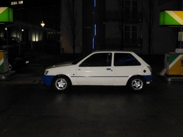 Ford Fiesta MK3 von Florian - Bild 11