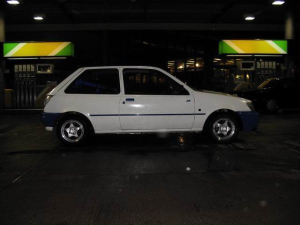 Ford Fiesta MK3 von Florian - Bild 7