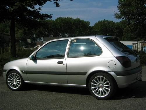 Ford Fiesta MK5 von Tobias Asshauer - Bild 5