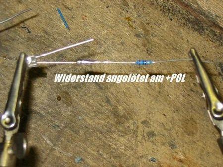 mit angelötetem Widerstand