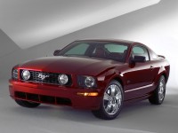 Mustang 2004