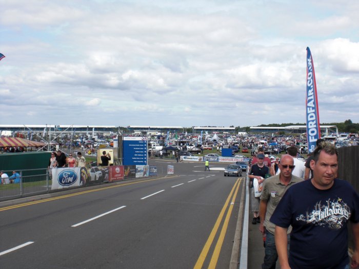 Shows & Treffen - 2009 - Ford Fair auf dem Grand Prix Circuit Silverstone - Bild 721