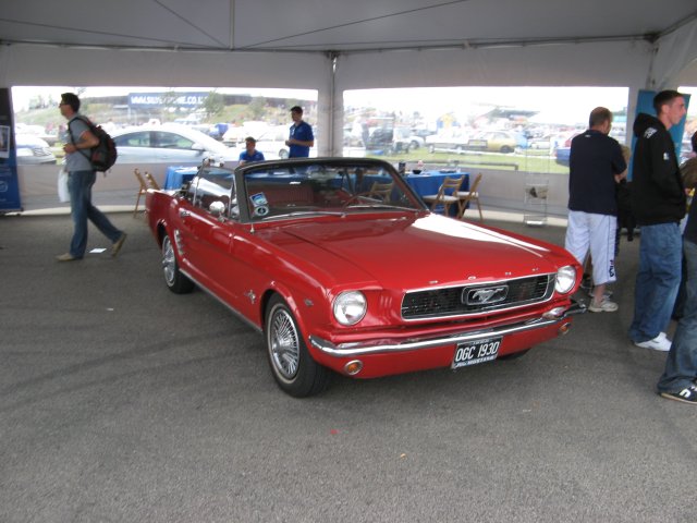 Shows & Treffen - 2011 - Ford Fair auf dem Grand Prix Circuit Silverstone - Bild 412