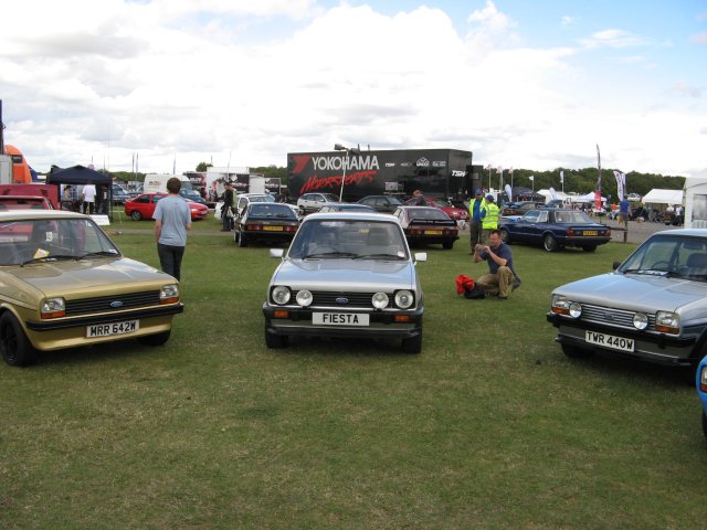 Shows & Treffen - 2011 - Ford Fair auf dem Grand Prix Circuit Silverstone - Bild 424