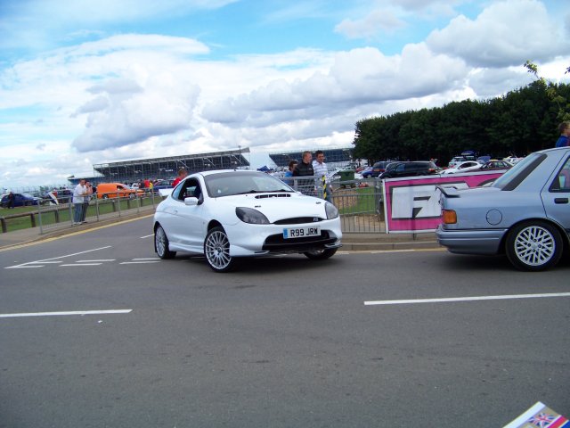 Shows & Treffen - 2011 - Ford Fair auf dem Grand Prix Circuit Silverstone - Bild 475