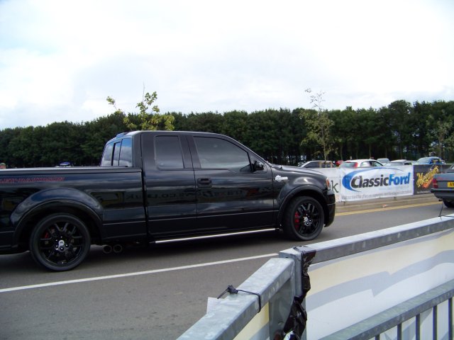 Shows & Treffen - 2011 - Ford Fair auf dem Grand Prix Circuit Silverstone - Bild 482