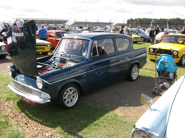 Shows & Treffen - 2011 - Ford Fair auf dem Grand Prix Circuit Silverstone - Bild 72