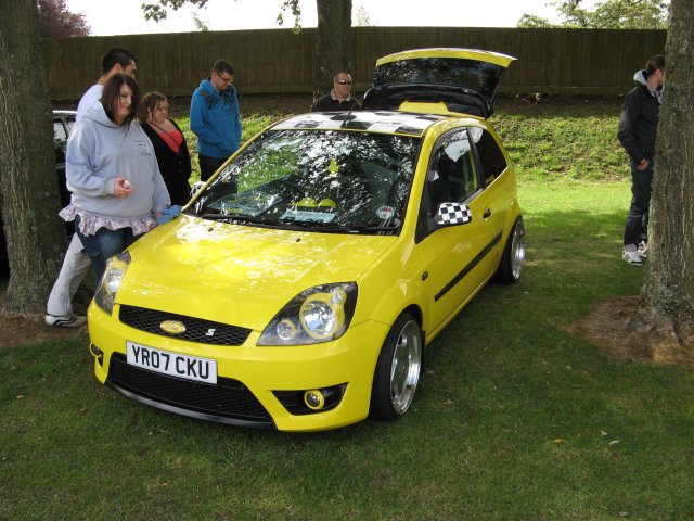 Shows & Treffen - 2011 - Ford Fair auf dem Grand Prix Circuit Silverstone - Bild 8