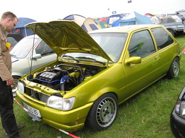 Shows & Treffen - 2010 - Himmelfahrtstreffen auf dem Flughafen Magdeburg - Bild 126