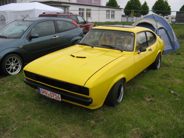 Shows & Treffen - 2010 - Himmelfahrtstreffen auf dem Flughafen Magdeburg - Bild 184