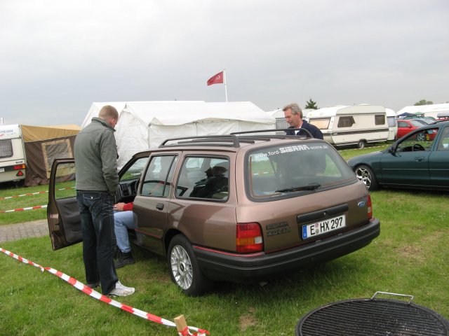 Shows & Treffen - 2010 - Himmelfahrtstreffen auf dem Flughafen Magdeburg - Bild 187