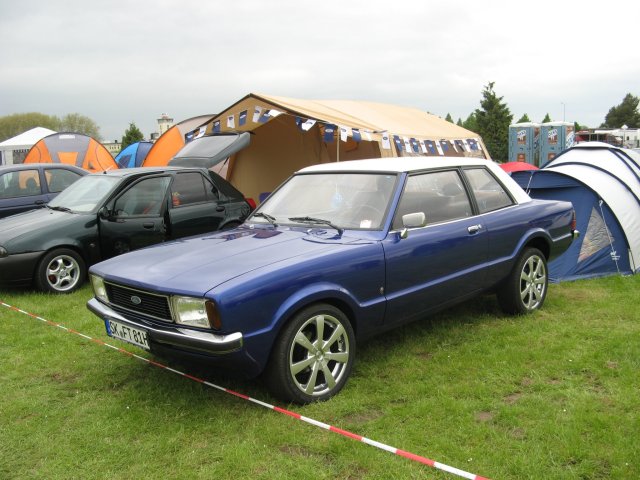 Shows & Treffen - 2010 - Himmelfahrtstreffen auf dem Flughafen Magdeburg - Bild 60