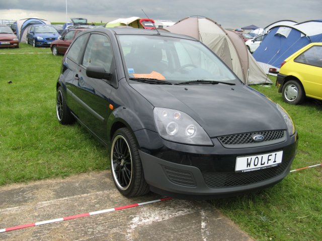 Shows & Treffen - 2010 - Himmelfahrtstreffen auf dem Flughafen Magdeburg - Bild 70