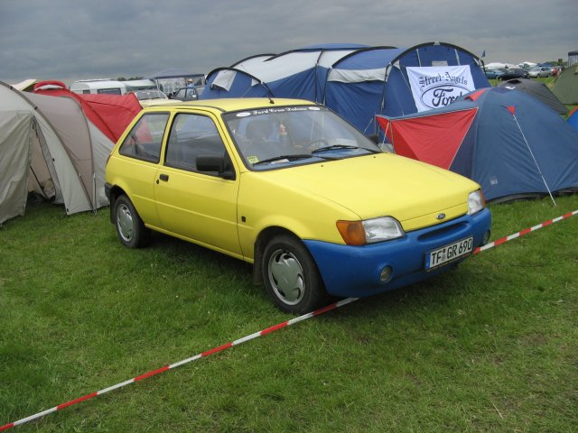 Shows & Treffen - 2010 - Himmelfahrtstreffen auf dem Flughafen Magdeburg - Bild 73