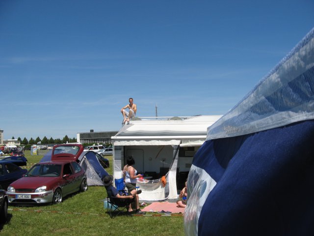 Shows & Treffen - 2011 - Himmelfahrtstreffen auf dem Flughafen Magdeburg - Bild 10