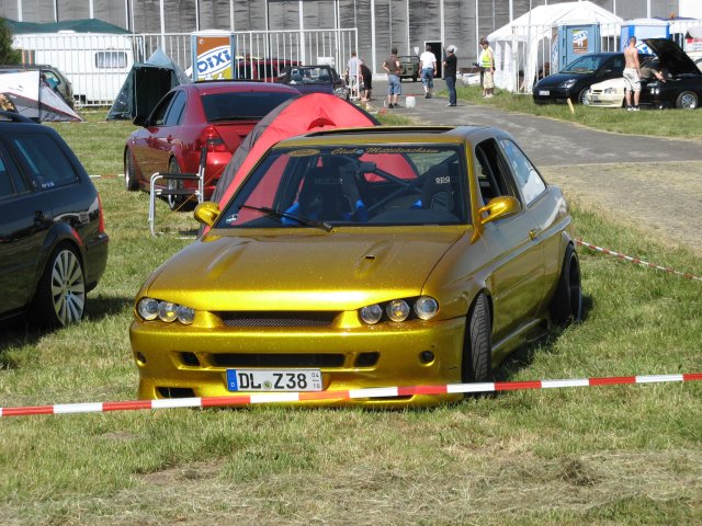 Shows & Treffen - 2011 - Himmelfahrtstreffen auf dem Flughafen Magdeburg - Bild 101