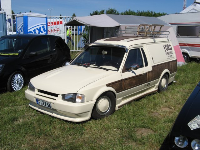 Shows & Treffen - 2011 - Himmelfahrtstreffen auf dem Flughafen Magdeburg - Bild 113