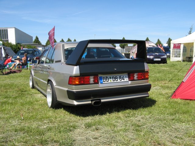 Shows & Treffen - 2011 - Himmelfahrtstreffen auf dem Flughafen Magdeburg - Bild 125