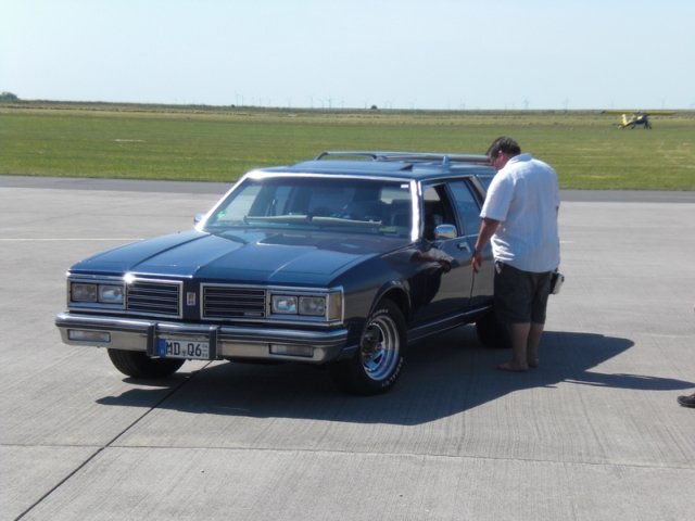 Shows & Treffen - 2011 - Himmelfahrtstreffen auf dem Flughafen Magdeburg - Bild 186