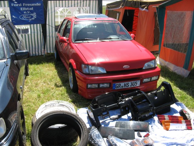 Shows & Treffen - 2011 - Himmelfahrtstreffen auf dem Flughafen Magdeburg - Bild 31