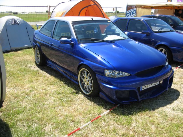 Shows & Treffen - 2011 - Himmelfahrtstreffen auf dem Flughafen Magdeburg - Bild 32