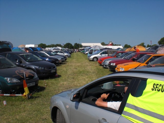 Shows & Treffen - 2011 - Himmelfahrtstreffen auf dem Flughafen Magdeburg - Bild 71