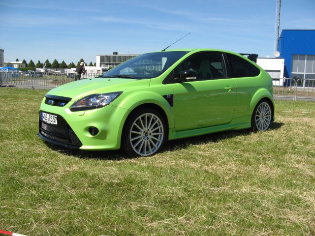 Shows & Treffen - 2011 - Himmelfahrtstreffen auf dem Flughafen Magdeburg - Bild 77