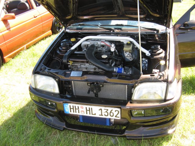 Shows & Treffen - 2011 - Himmelfahrtstreffen auf dem Flughafen Magdeburg - Bild 93