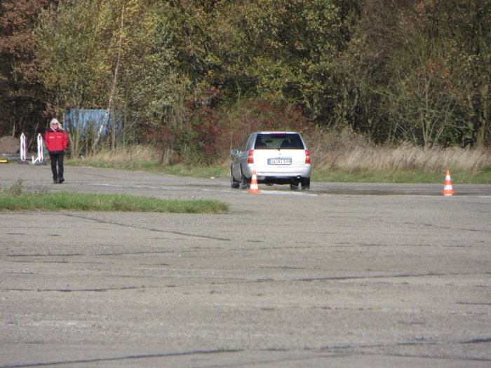 Shows & Treffen - 2013 - Fahrsicherheitstraining Flugplatz Kindel bei Eisenach - Bild 14