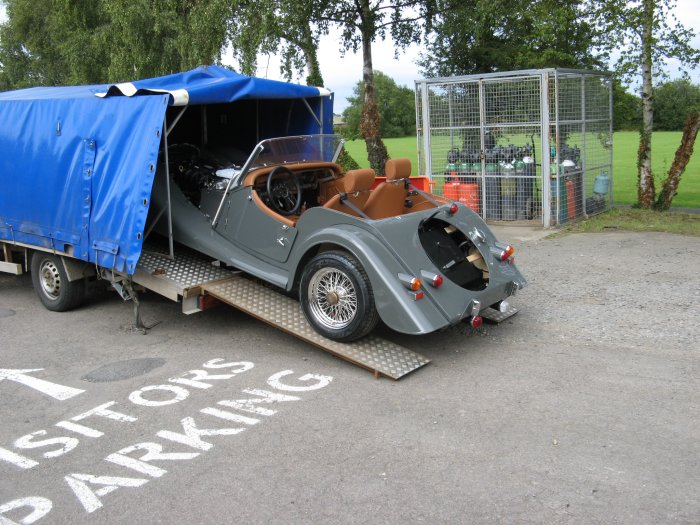 Shows & Treffen - 2009 - Besichtigung des Morgan Motor  Co. Werkes in Malvern Link - Bild 187