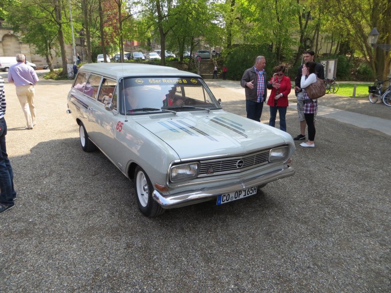 Shows & Treffen - 2013 - Oldtimertreffen auf dem Schlossplatz in Coburg - Bild 83