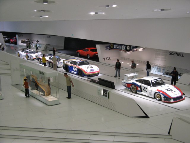 Shows & Treffen - 2009 - Besuch beim Porsche Museum in Stuttgart - Bild 122