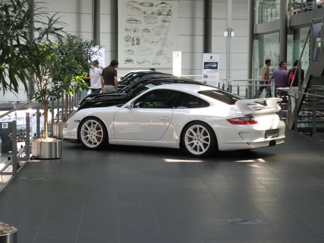 Shows & Treffen - 2009 - Besuch beim Porsche Museum in Stuttgart - Bild 149