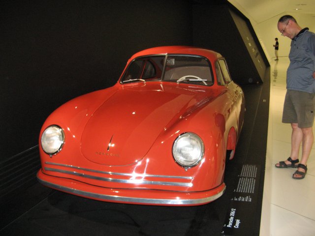 Shows & Treffen - 2009 - Besuch beim Porsche Museum in Stuttgart - Bild 22