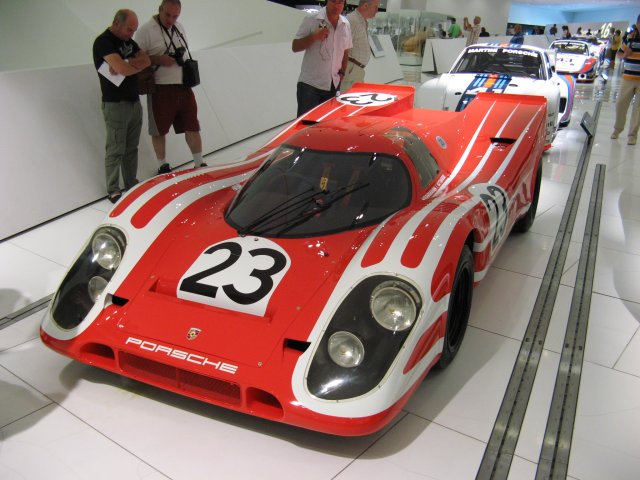 Shows & Treffen - 2009 - Besuch beim Porsche Museum in Stuttgart - Bild 49