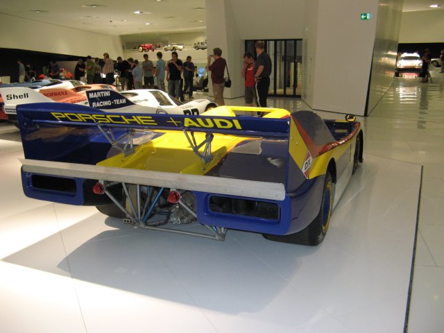 Shows & Treffen - 2009 - Besuch beim Porsche Museum in Stuttgart - Bild 88