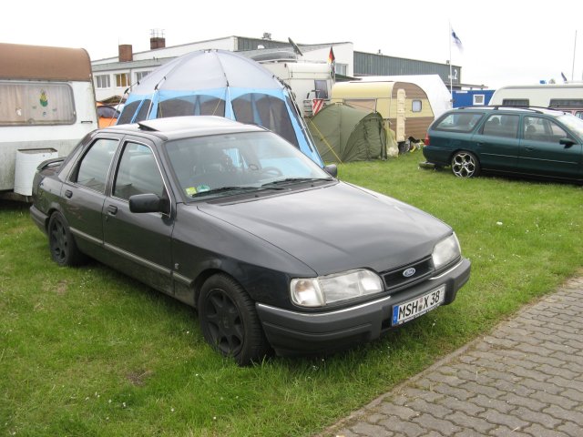 Shows & Treffen - 2010 - Himmelfahrtstreffen auf dem Flughafen Magdeburg - Bild 171