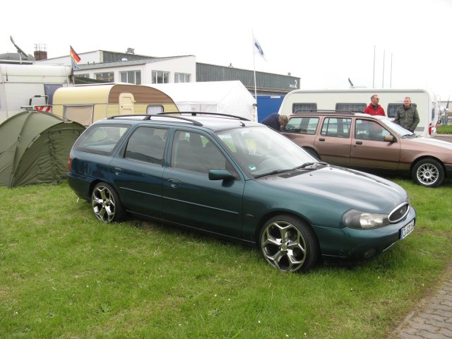 Shows & Treffen - 2010 - Himmelfahrtstreffen auf dem Flughafen Magdeburg - Bild 172